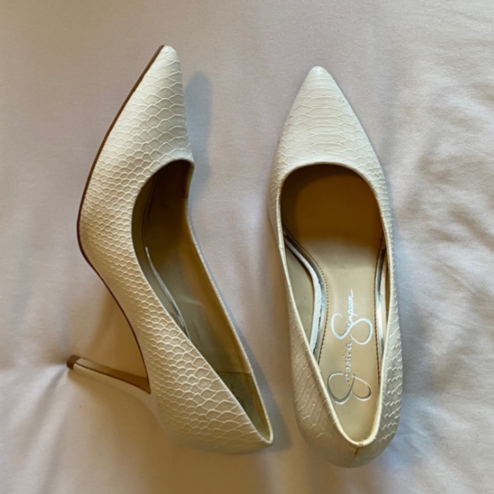 Jessica Simpson White High Heels